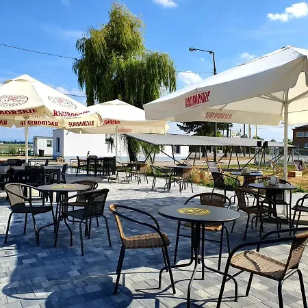 Przystanek Roszkow -noclegi I Restauracja Bed & Breakfast *