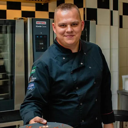 Przystanek Roszkow -noclegi I Restauracja