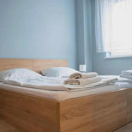 Przystanek Roszkow -noclegi I Restauracja Bed & Breakfast *