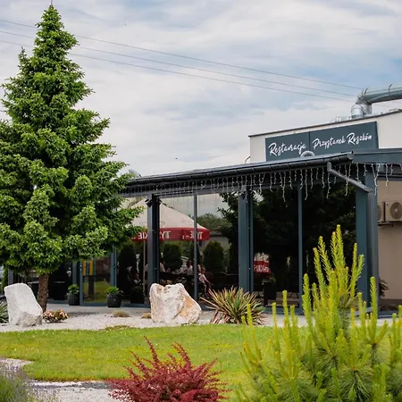 Przystanek Roszkow -noclegi I Restauracja * Roszkow (Raciborz)