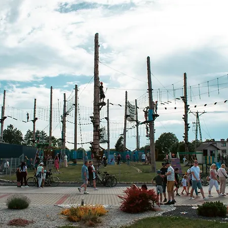 Alojamento de Acomodação e Pequeno-almoço Przystanek Roszków -noclegi I Restauracja 3*